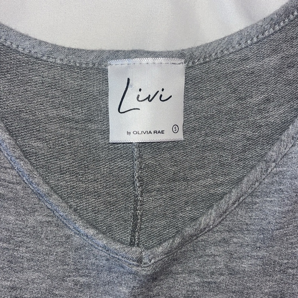 Worn once grey top - Picture 2 of 2